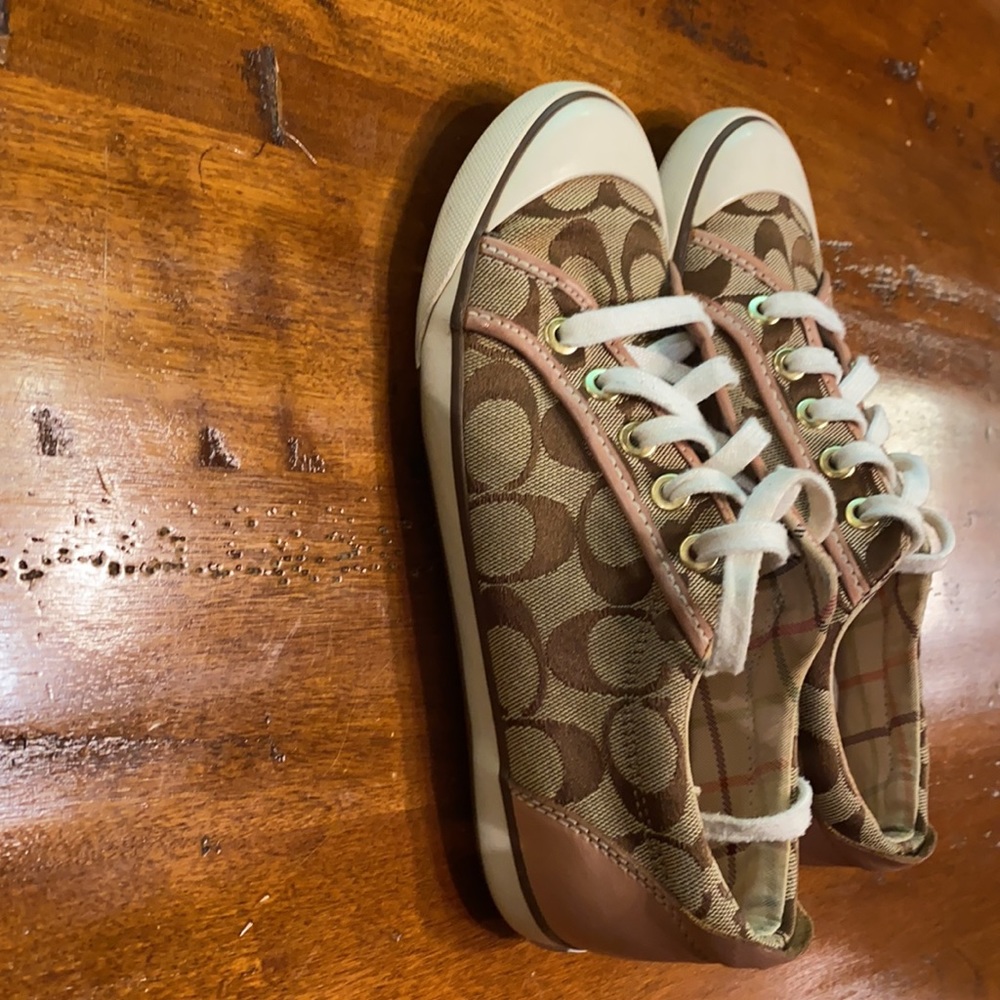 Coach Casual Sneakers - Picture 4 of 5